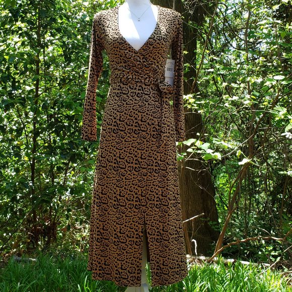 GOOD AMERICAN Day Night Wrap Midi Dress in Leopard Print Size Small - Picture 5 of 16
